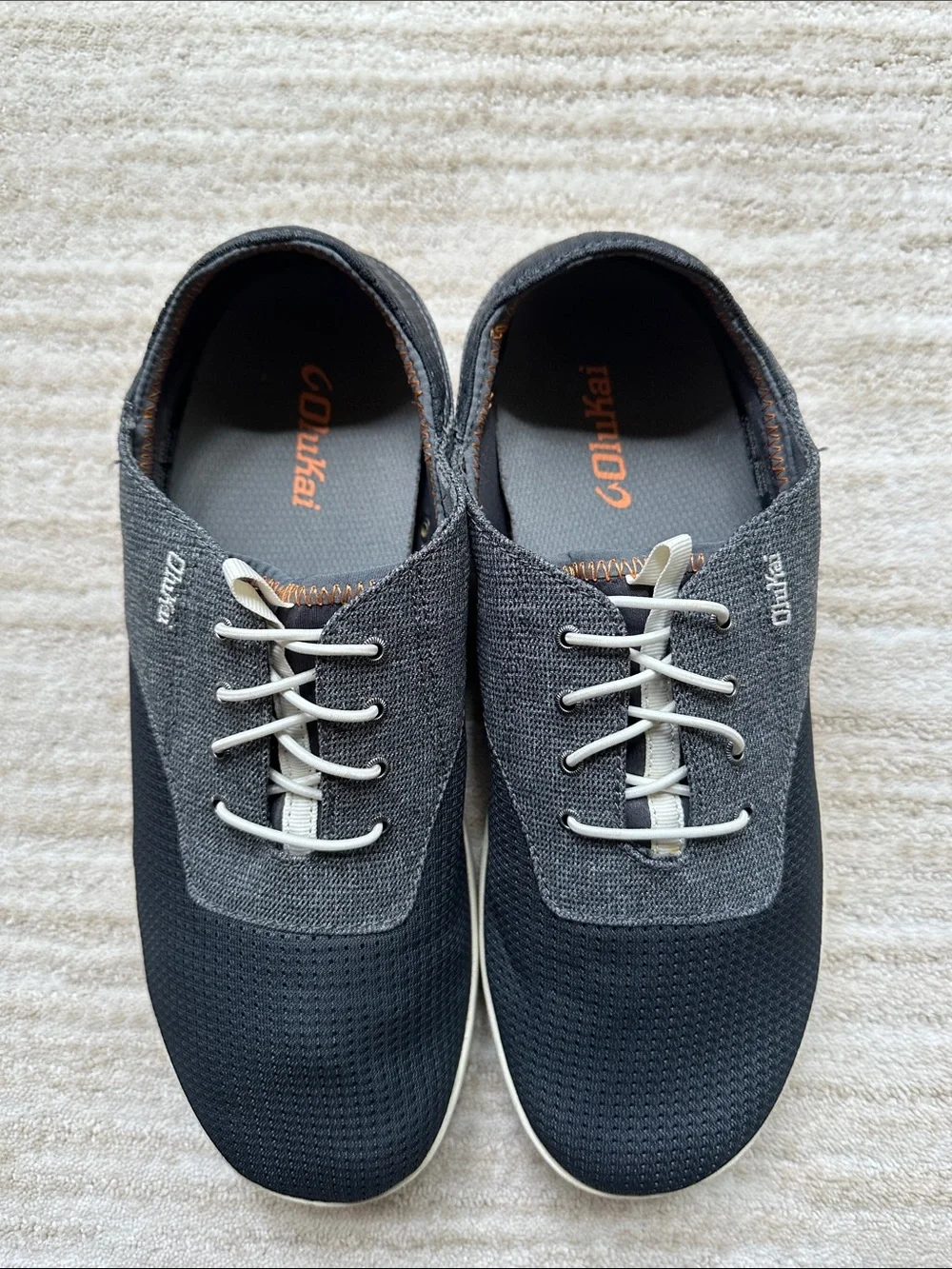 EUC OLUKAI Nohea Moku Shoe Boat No Tie Shoe Dark Shadow Gray Size 10